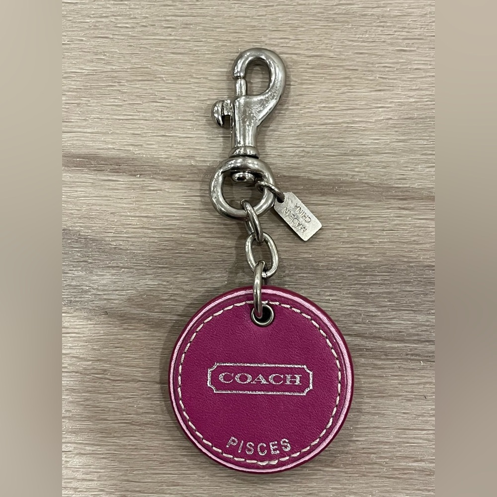 Coach Pisces ♓️ Horoscope Keychain Vintage Fob - Picture 3 of 4